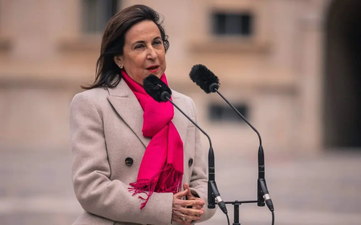  La ministra de Defensa, Margarita Robles, interviene durante el acto de homenaje a los ca&iacute;dos en la guerra de Ucrania, en la Academia de Infanter&iacute;a, a 24 de febrero de 2024, en Toledo, Castilla-La Mancha (Espa&ntilde;a). - Juan Moreno - Europa Press 