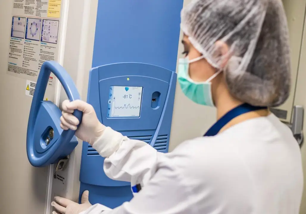  Archivo - La vacuna espa&ntilde;ola para la tuberculosis inicia estudios cl&iacute;nicos en adultos en India, con tutela de la gallega Biofabri - LALO R. VILLAR - Archivo 