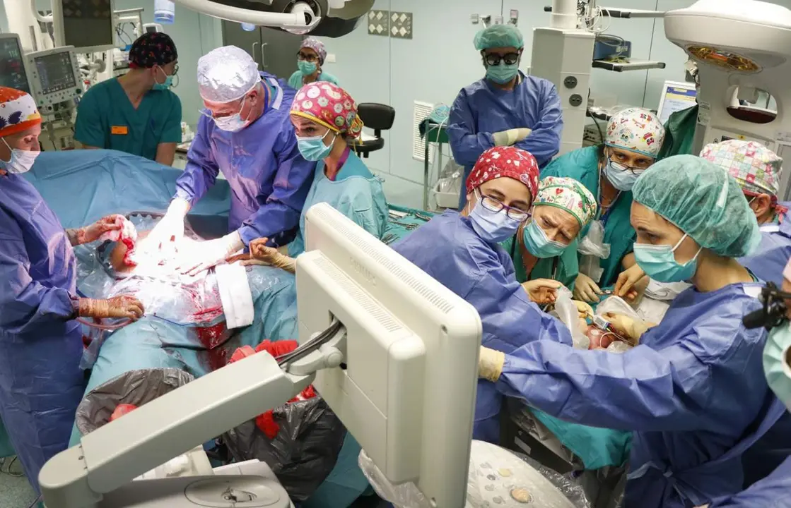  Archivo - Intervenci&oacute;n a la beb&eacute; en La Fe - GVA - Archivo 