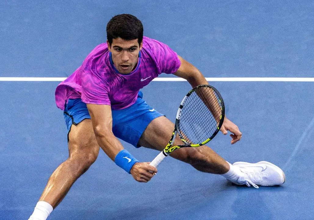  Carlos Alcaraz pierde contra Dimitrov y dice adi&oacute;s a Miami en cuartos de final 