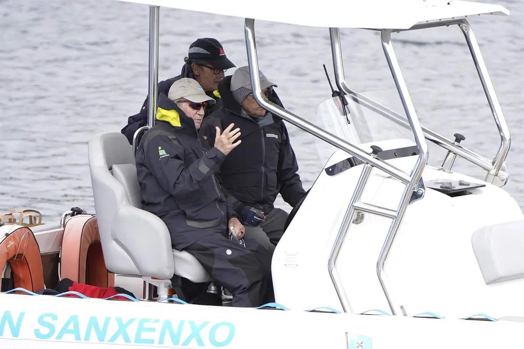 El Rey Juan Carlos y Pedro Campos navegando en Sanxenxo (Espa&ntilde;a) | EP 