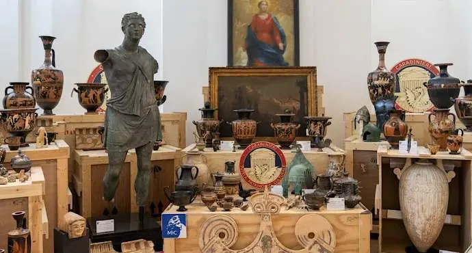  Lote parcial de arte italiano confiscado - Cr&eacute;dito: Emanuele Antonio Minerva / Ministero della Cultura de Italia 