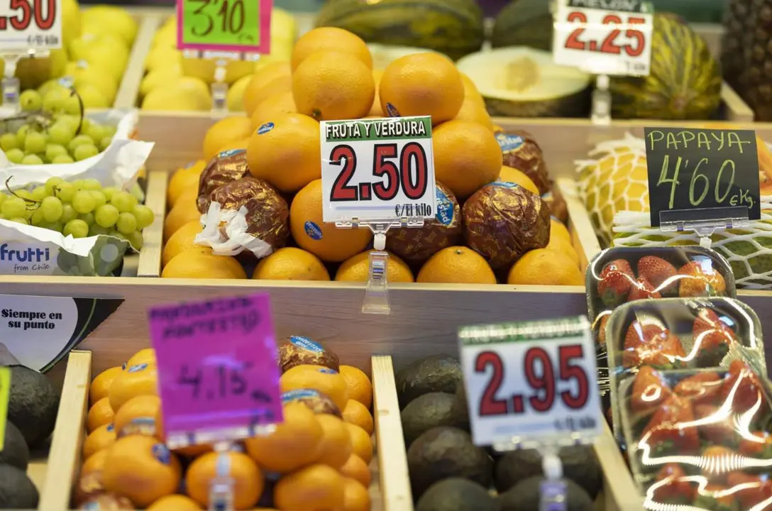  Archivo - Diferentes frutas en una fruter&iacute;a - Eduardo Parra - Europa Press - Archivo 