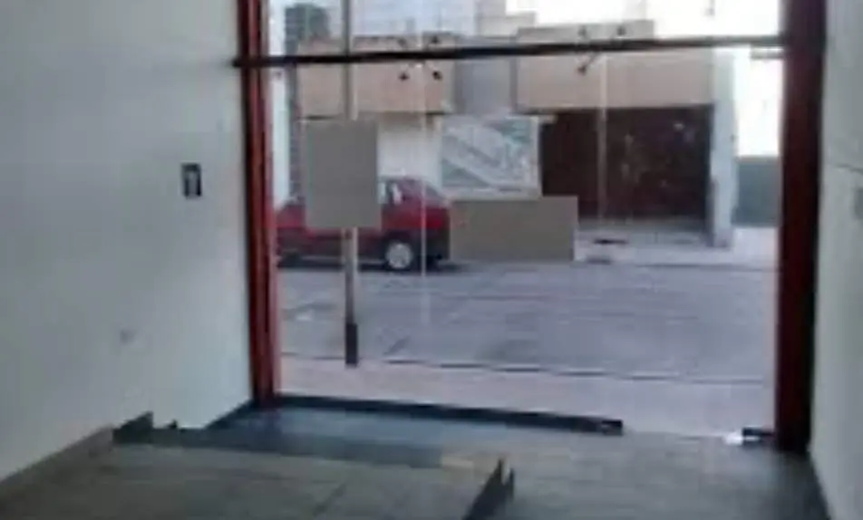  Local comercial vac&iacute;o 