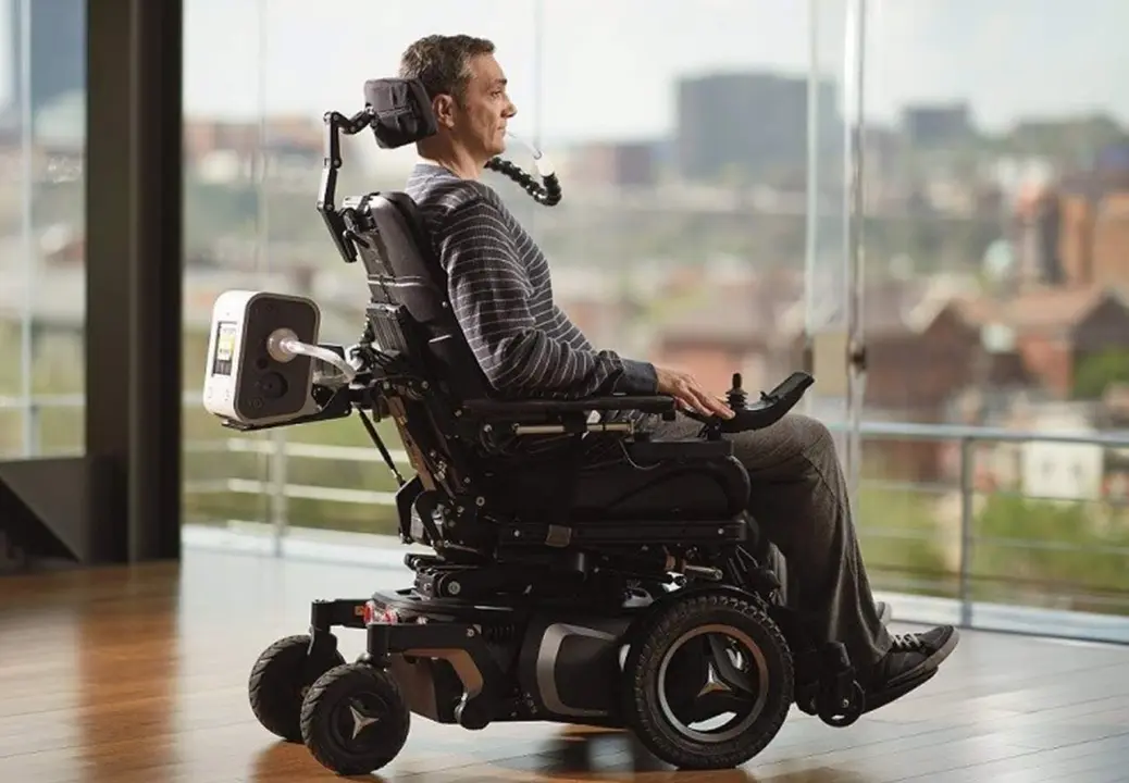  Archivo - Ventilaci&oacute;n mec&aacute;nica, ELA, silla de ruedas - PHILIPS - Archivo 