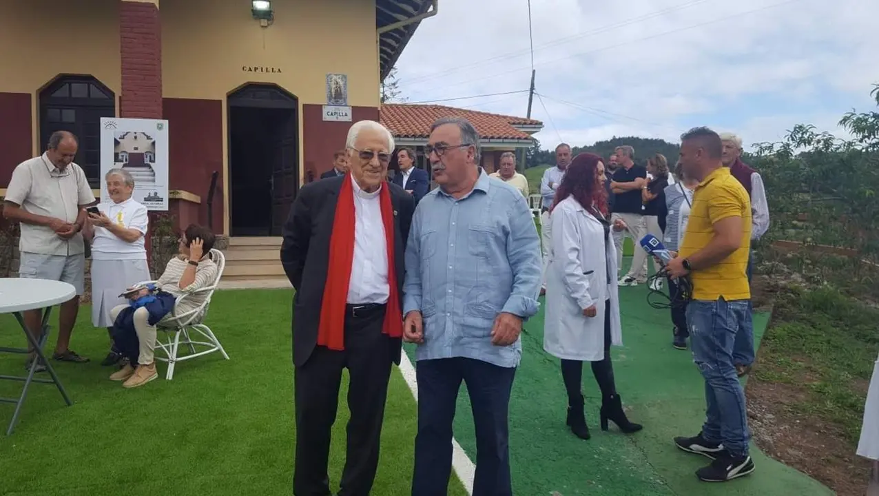  El padre &Aacute;ngel en la 'Ciudad Dorada: Complejo de aldeas de encuentro y lugares de descanso'. - FUNDACI&Oacute;N SOCIAL PADRE &Aacute;NGEL | EP 