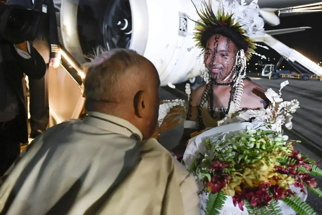  El Papa a su llegada a Pap&uacute;a Nueva Guinea | Europa Press 