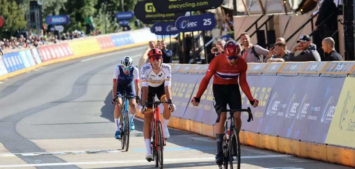  H&eacute;ctor &Aacute;lvarez, cruzando al meta en segundo lugar tras el noruego Felix Orn Kristoff | RTVE 