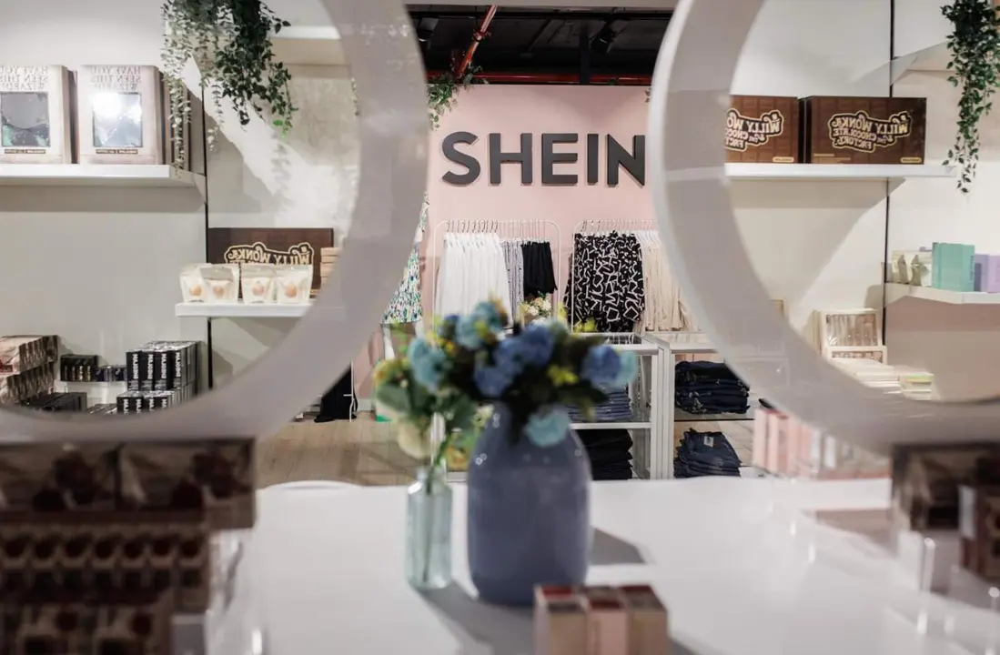  Archivo - Expositores durante la inauguraci&oacute;n de la tienda ef&iacute;mera de Shein, - Alejandro Mart&iacute;nez V&eacute;lez - Europa Press - Archivo 
