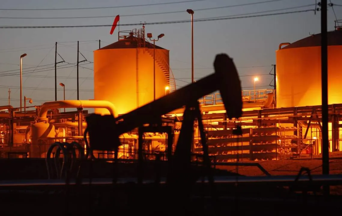  Archivo - Pozo petrol&iacute;fero. - DAVID MCNEW - Archivo 