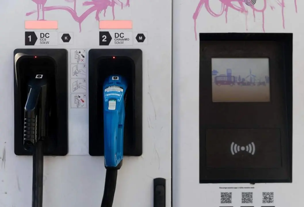  Archivo - Punto de carga para veh&iacute;culos el&eacute;ctrico. - Eduardo Parra - Europa Press - Archivo 