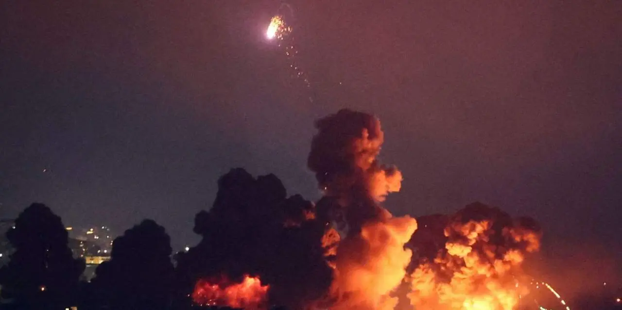  Israel intenta eliminar al sucesor de Nasral&aacute; en L&iacute;bano y mata al l&iacute;der de Ham&aacute;s en Cisjordania 