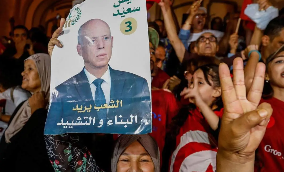  El presidente de T&uacute;nez gana las elecciones con el 89,2% de los votos, seg&uacute;n los sondeos a pie de urna 