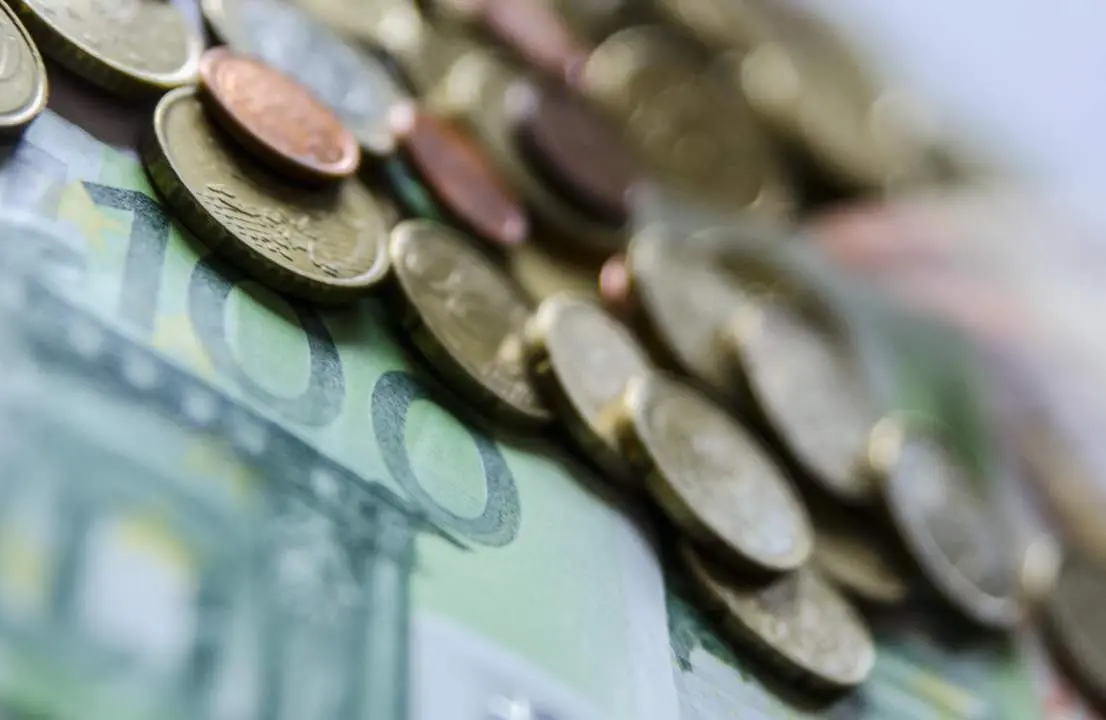  Archivo - Monedas y billetes de euro - EUROPA PRESS - Archivo 