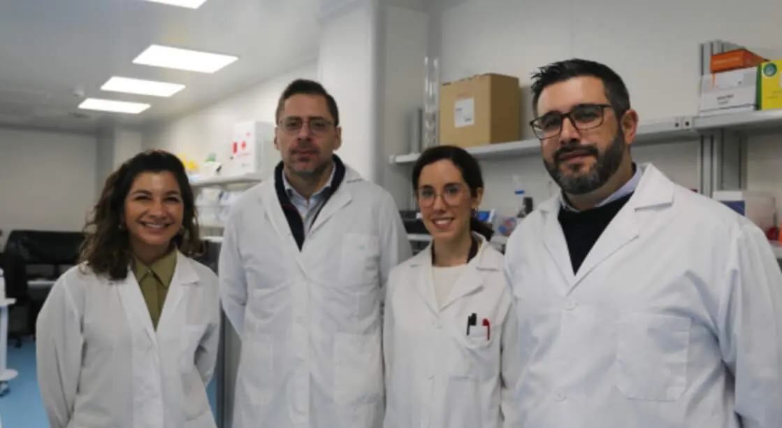  De izquierda a derecha, Ar&iacute;cia Possas, Fern&aacute;ndo P&eacute;rez, Laura Rabasco y Francisco Jim&eacute;nez, del grupo HIBRO de la Universidad de C&oacute;rdoba 