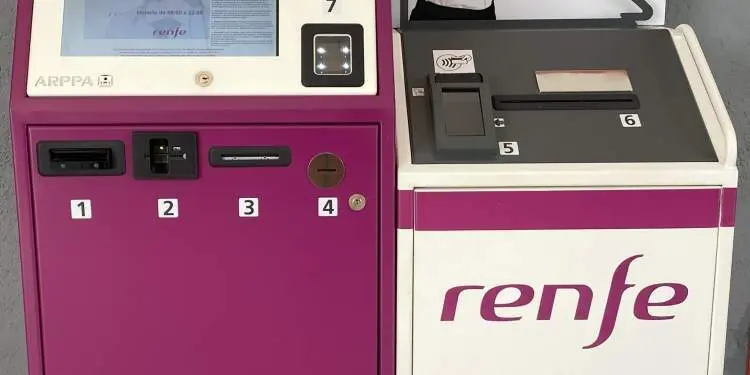  Renfe instala m&aacute;quinas de atenci&oacute;n personalizada al cliente y en remoto en seis estaciones de la provincia de C&oacute;rdoba 