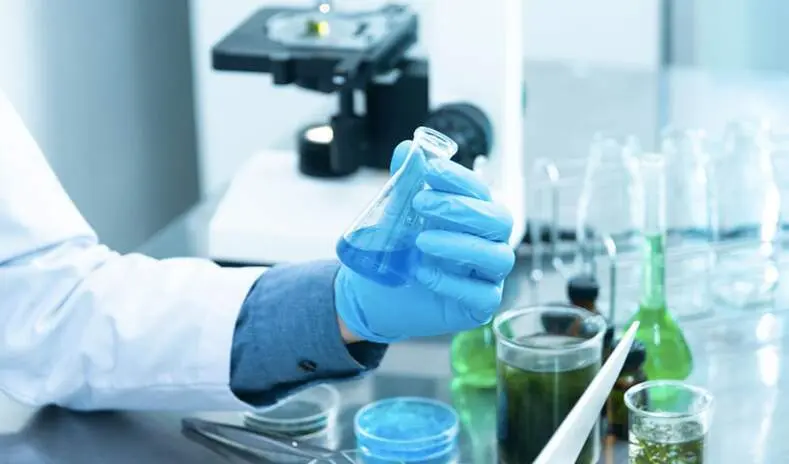  Laboratorio en una industria qu&iacute;mica | Junta de Andaluc&iacute;a 