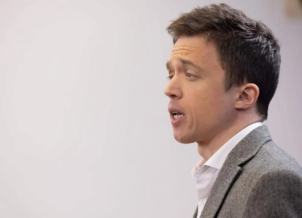  El l&iacute;der de M&aacute;s P&aacute;is, I&ntilde;igo Errej&oacute;n, durante una rueda de prensa posterior a la Junta de Portavoces, a 27 de febrero de 2024, en Madrid - Eduardo Parra - Europa Press 