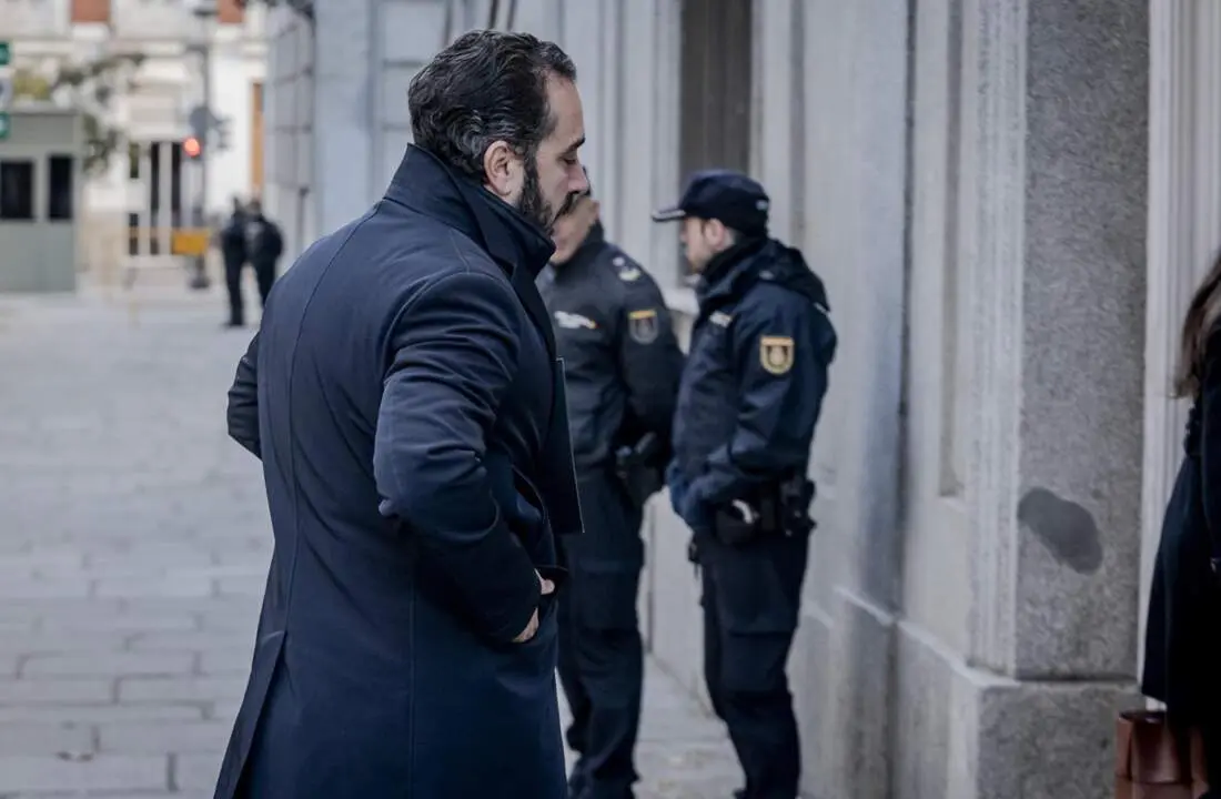  El empresario V&iacute;ctor de Aldama a su llegada a declarar ante el Tribunal Supremo, a 16 de diciembre de 2024, en Madrid (Espa&ntilde;a). - A. P&eacute;rez Meca - Europa Press 