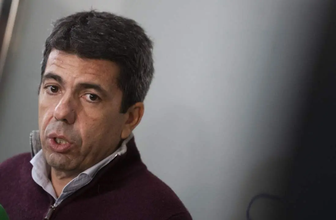  El 'president' de la Generalitat, Carlos Maz&oacute;n, ofrece declaraciones a los medios - Jorge Gil - Europa Press 