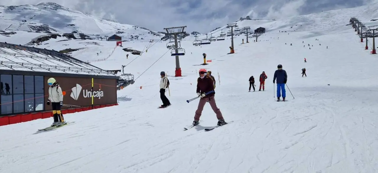  Estaci&oacute;n de esqu&iacute; de Sierra Nevada. (Imagen de archivo) - UNICAJA 