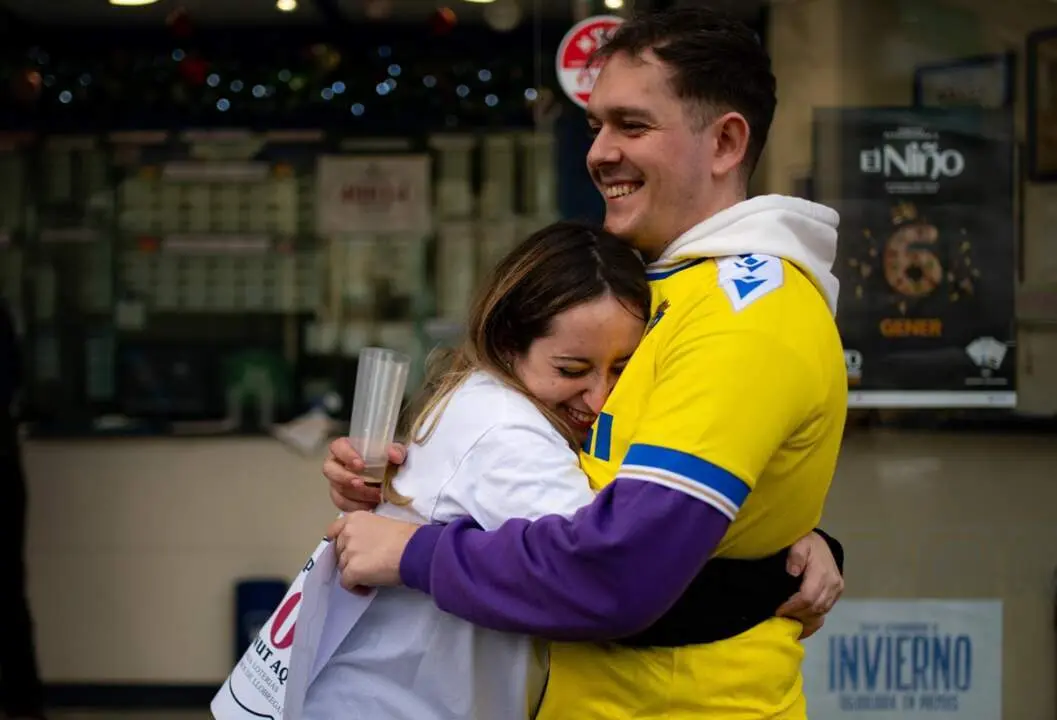  Empleados de la administraci&oacute;n situada en la Ronda de Sant Ramon, - Lorena Sop&ecirc;na - Europa Press 