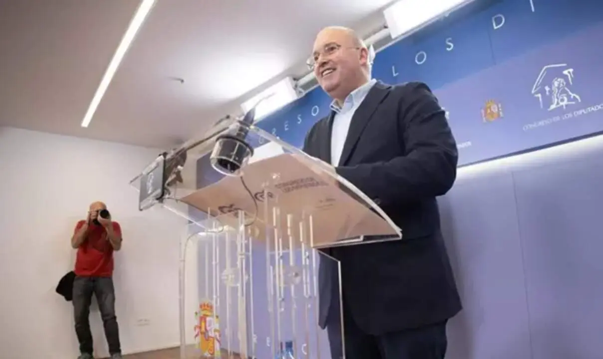  El portavoz del PP en el Congreso, Miguel Tellado, durante una rueda de prensa, en el Congreso de los Diputados, a 30 de diciembre de 2024, en Madrid (Espa&ntilde;a).<br>- Eduardo Parra - Europa Press 