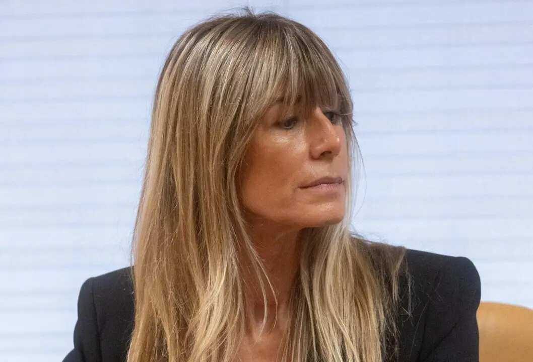  Archivo - La mujer del presidente del Gobierno, Bego&ntilde;a G&oacute;mez, durante la Comisi&oacute;n de Investigaci&oacute;n sobre programas de c&aacute;tedras y postgrados de la Universidad Complutense de Madrid y empresas financiadoras, en la Asamblea de Madrid, a 13 de noviembre de 20 - Eduardo Parra - Europa Press - Archivo 