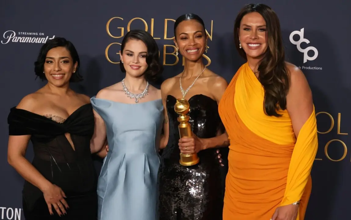  Archivo - Adriana Paz, Selena Gomez, Zoe Saldana y Karla Sof&iacute;a Gasc&oacute;n posan con el Globo de oro a mejor musical o comedia para Emilia P&eacute;rez - CRASH / ZUMA PRESS / CONTACTOPHOTO - Archivo 