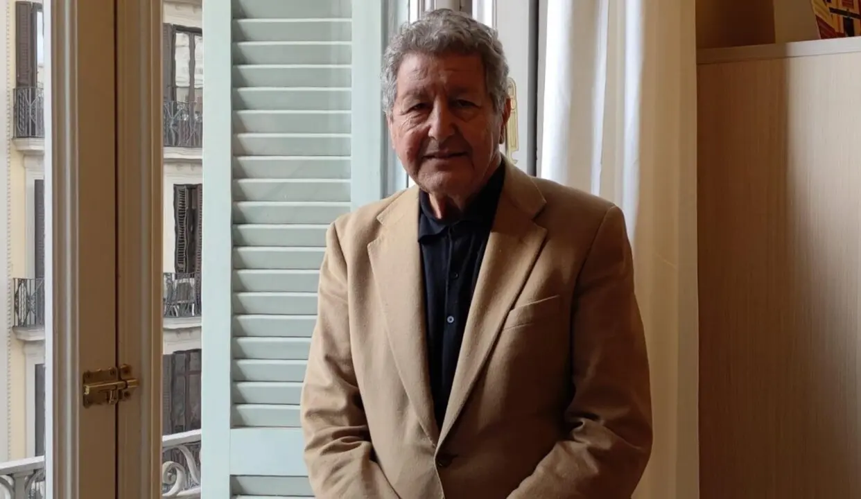  El polit&oacute;logo franc&eacute;s y exeurodiputado por el PSOE, Sami Na&iuml;r, en una entrevista con Europa Press - EUROPA PRESS 