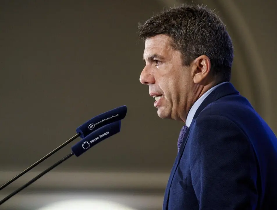  El president de la Generalitat Valenciana, Carlos Maz&oacute;n, protagoniza un desayuno informativo de F&oacute;rum Europa, en el Hotel Mandarin Oriental Ritz, a 24 de febrero de 2025, en Madrid (Espa&ntilde;a). - A. P&eacute;rez Meca - Europa Press 
