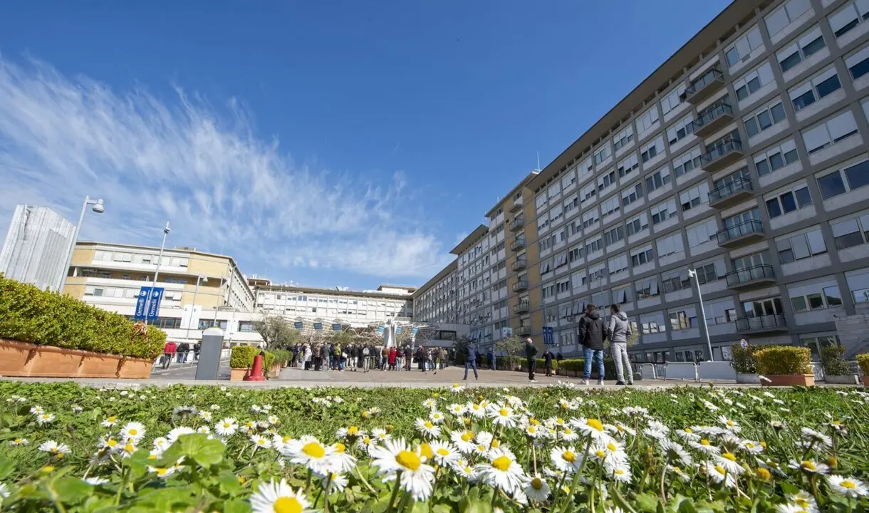  Hospital Gemelli donde se encuentra hospitalizado el Papa. - ALESSIA GIULIANI / Zuma Press / ContactoPhoto 