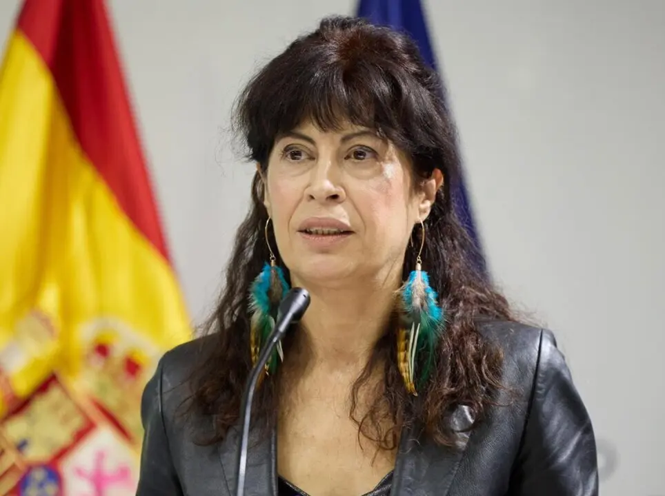  Archivo - La ministra de Igualdad, Ana Redondo, interviene durante la conmemoraci&oacute;n del XX aniversario de la Ley Org&aacute;nica de Medidas de Protecci&oacute;n Integral contra la Violencia de G&eacute;nero, en el Ministerio de Igualdad, a 27 de diciembre de 2024, en Madrid ( - Jes&uacute;s Hell&iacute;n - Europa Press - Archivo 