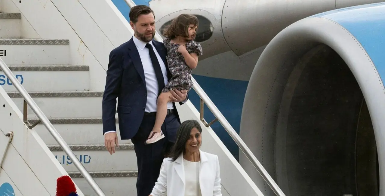  Meloni recibe a Vance en Roma tras escenificar su buena sinton&iacute;a con Trump en medio de la guerra comercial 