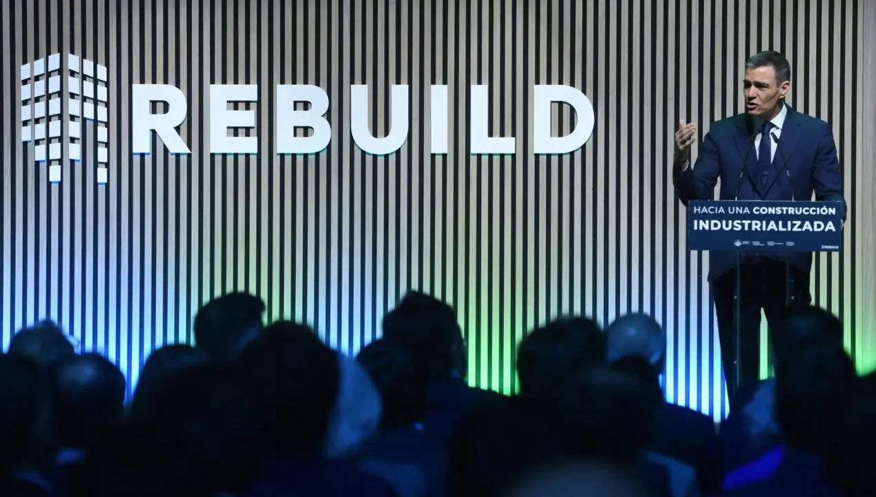  El presidente del Gobierno, Pedro S&aacute;nchez, presenta el Proyecto Estrat&eacute;gico para la Recuperaci&oacute;n y Transformaci&oacute;n Econ&oacute;mica (Perte), en la 8&ordm; edici&oacute;n de la Feria del sector de la edificaci&oacute;n y la construcci&oacute;n REBUILD. en IFEMA de Madrid, a 24 de abril de - Gustavo Valiente - Europa Press 