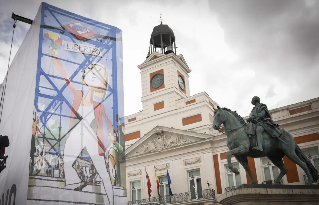Preparaci&oacute;n de los actos instituciones del Dos de Mayo, D&iacute;a de la Comunidad de Madrid, en la Puerta del Sol - COMUNIDAD DE MADRID