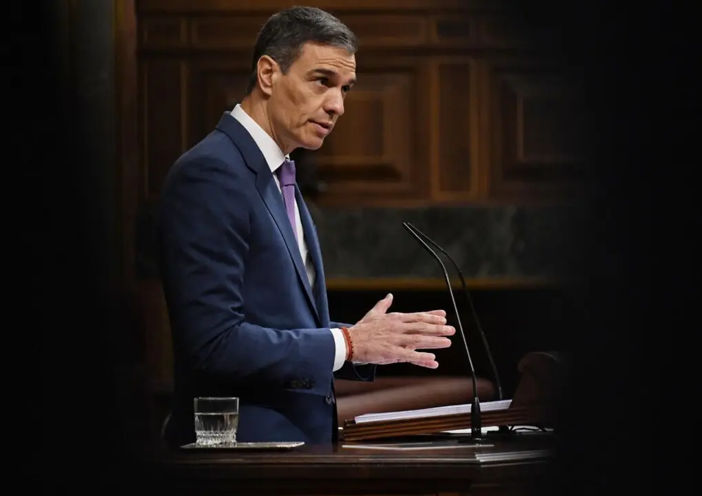  El presidente del Gobierno, Pedro S&aacute;nchez, interviene durante una sesi&oacute;n plenaria, en el Congreso de los Diputados, a 7 de mayo de 2025, en Madrid (Espa&ntilde;a). - Fernando S&aacute;nchez - Europa Press 