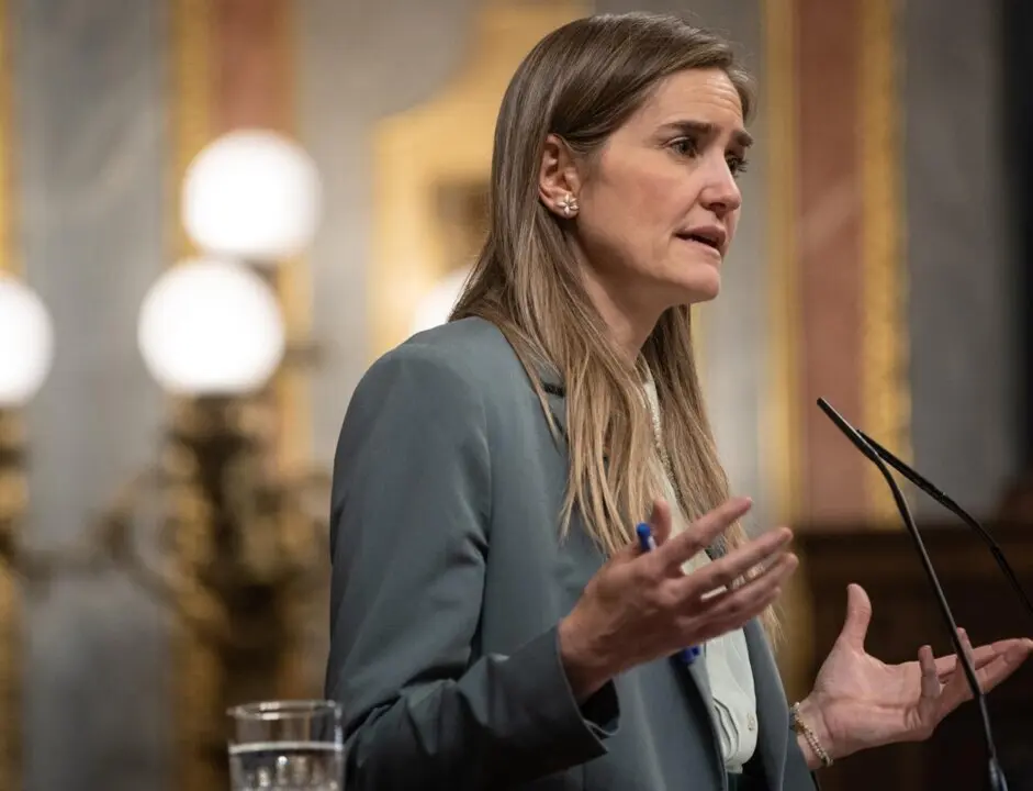  La vicepresidenta tercera y ministra para la Transici&oacute;n Ecol&oacute;gica, Sara Aagesen, interviene durante una sesi&oacute;n de control al Gobierno, en el Congreso de los Diputados, a 7 de mayo de 2025, en Madrid (Espa&ntilde;a). El presidente del Gobierno comparece en el Con - Alejandro Mart&iacute;nez V&eacute;lez - Europa Press 