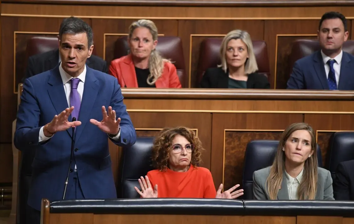  El presidente del Gobierno, Pedro S&aacute;nchez, interviene durante una sesi&oacute;n de control al Gobierno, en el Congreso de los Diputados, a 7 de mayo de 2025, en Madrid (Espa&ntilde;a). - Fernando S&aacute;nchez - Europa Press 