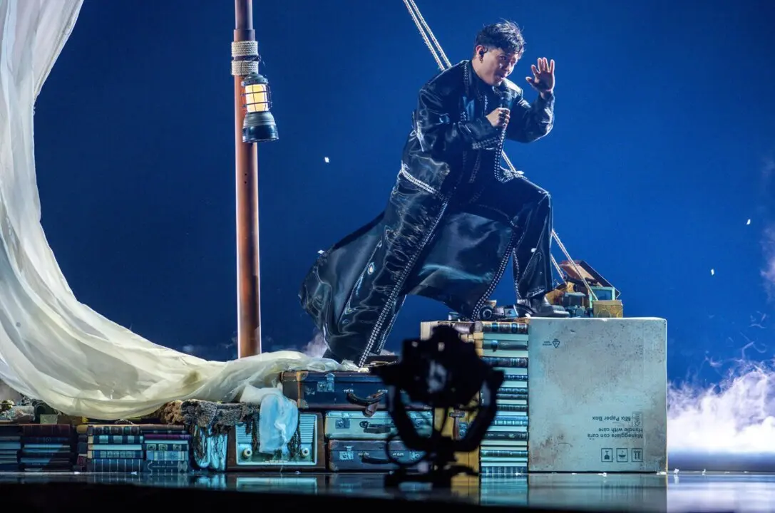  15 May 2025, Switzerland, Basel: JJ from Austria sing the song "Wasted Love" during the second semi-final of the 69th Eurovision Song Contest at the St. Jakobshalle. Photo: Jens B&uuml;ttner/dpa - Jens B&uuml;ttner/dpa | EP 