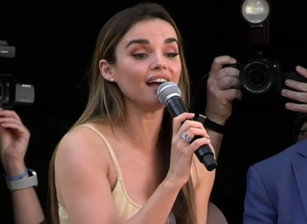  Archivo - Melody se despide de su pubelo, Dos Hermanas, antes de viajar a Eurovisi&oacute;n - EUROPA PRESS REPORTAJES - Archivo 