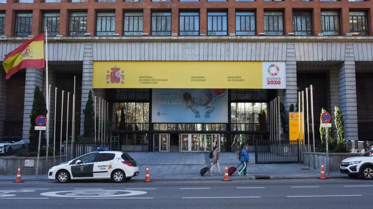  Archivo - Fachada de la sede del Ministerio de Sanidad. - Gustavo Valiente - Europa Press - Archivo 