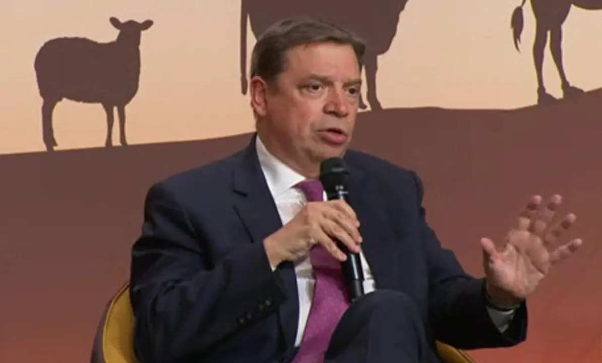  El ministro Luis Planas durante su participaci&oacute;n en la Asamblea General de la OMSA. - MINISTERIO DE AGRICULTURA, PESCA Y ALIMENTACI&Oacute;N | EP 