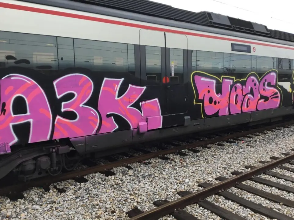  Archivo - Imagen de un grafiti - RENFE - Archivo |&nbsp;EP 