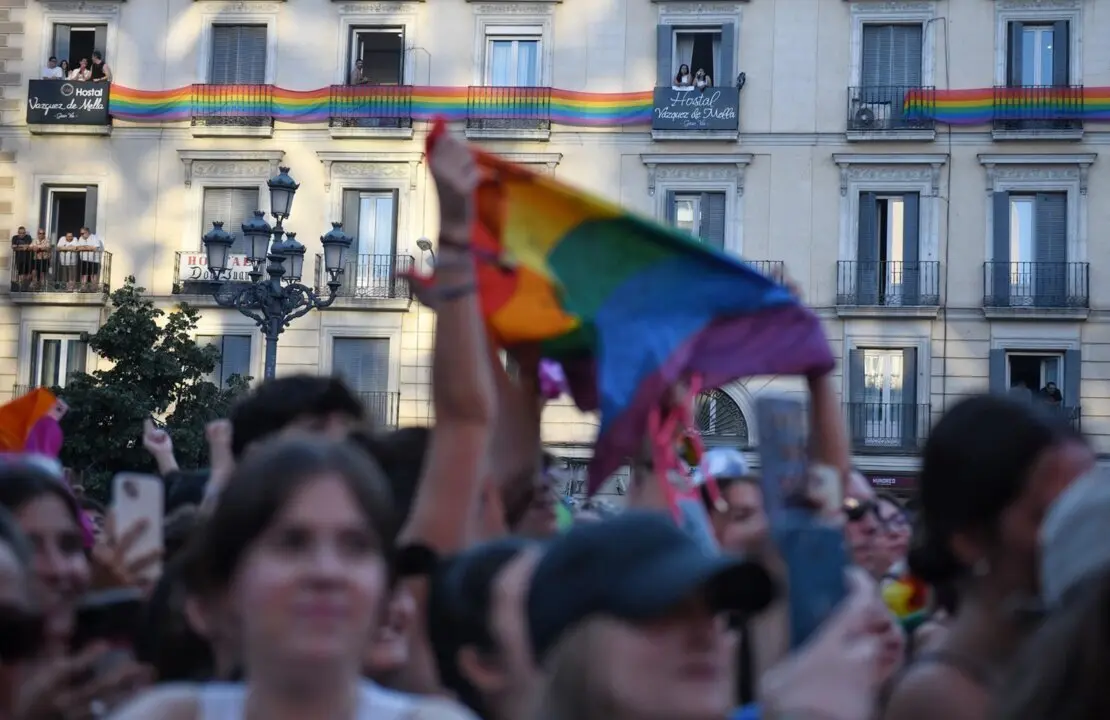  Archivo - Decenas de personas durante el preg&oacute;n del Orgullo de Madrid 2024 (MADO 2024), en la Plaza de Pedro Zerolo, a 3 de julio de 2024, en Madrid (Espa&ntilde;a).<br>- Fernando S&aacute;nchez - Europa Press - Archivo 