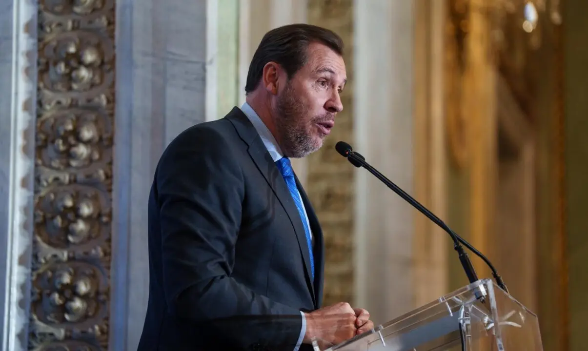  Archivo - El ministro de Transportes y Movilidad Sostenible, &Oacute;scar Puente.<br>- Matias Chiofalo - Europa Press - Archivo 