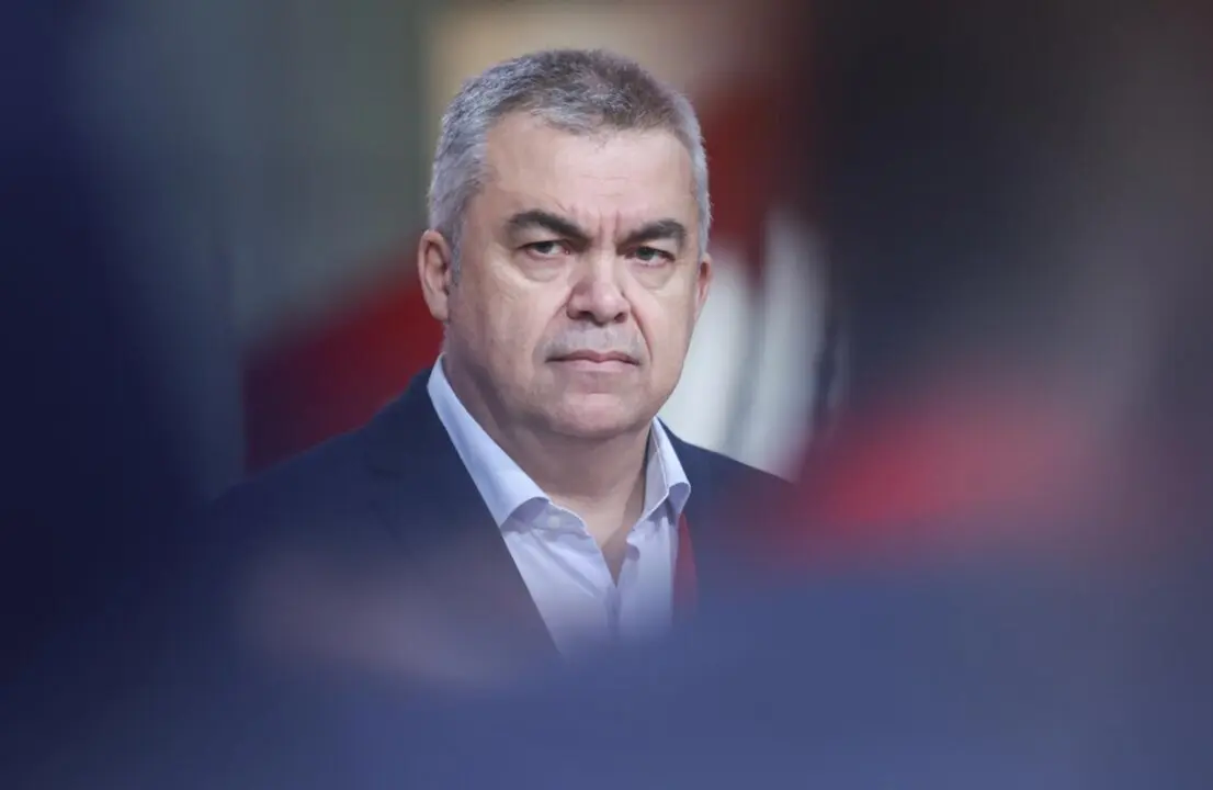  Archivo - El secretario de Organizaci&oacute;n del PSOE, Santos Cerd&aacute;n, durante el primer d&iacute;a del 41 Congreso Federal del PSOE en el Palacio de Congresos y Exposiciones, a 29 de noviembre de 2024 en Sevilla (Andaluc&iacute;a, Espa&ntilde;a).<br>- Roc&iacute;o Ruz - Europa Press - Archivo 