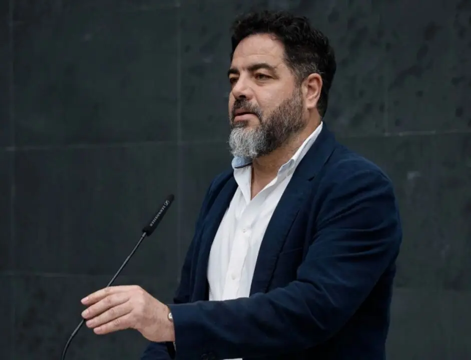  Ram&oacute;n Alz&oacute;rriz 