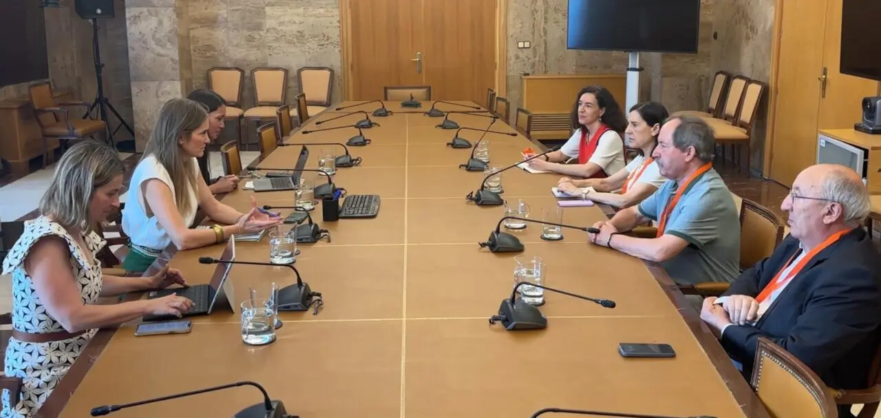  Aagesen prepara una l&iacute;nea de acci&oacute;n estrat&eacute;gica para abordar la desinformaci&oacute;n clim&aacute;tica.<br>- MITECO 