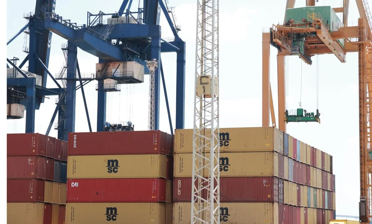  Archivo - Contenedores de mercancias en el Puerto de C&aacute;diz.<br>- ROC&Iacute;O RUZ/EUROPA PRESS - Archivo 